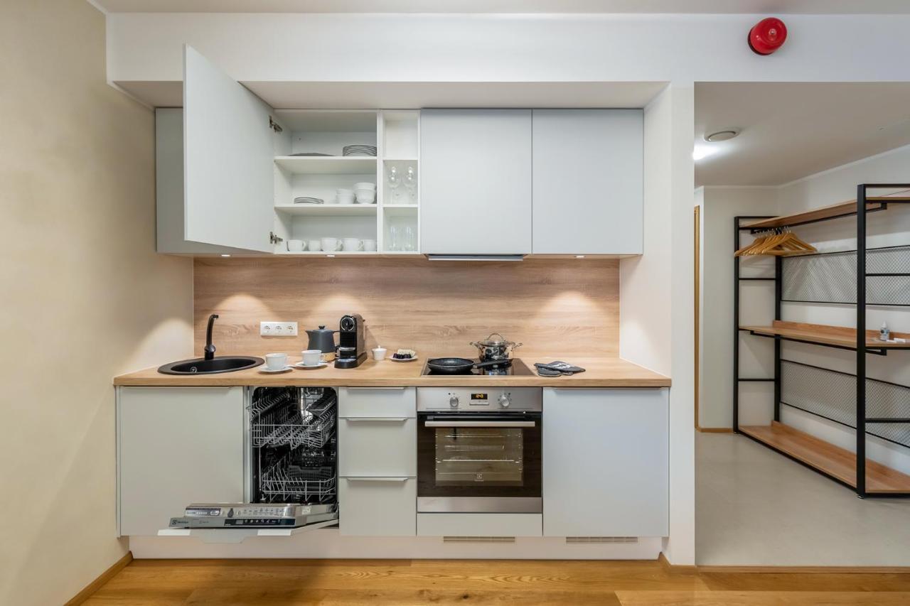 Gustav Apartments - City Center Comfort Тарту Екстериор снимка